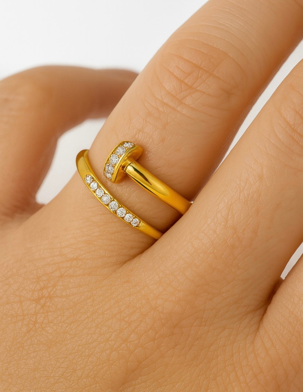 ANELLO CHIODO